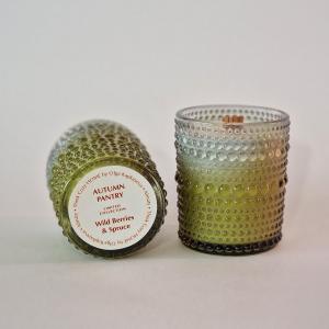 Аромасвеча Autumn Pantry "Wild Berries & Spruce"